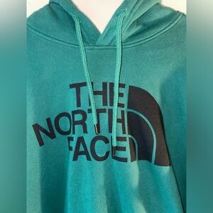 New The North Face Hoodie